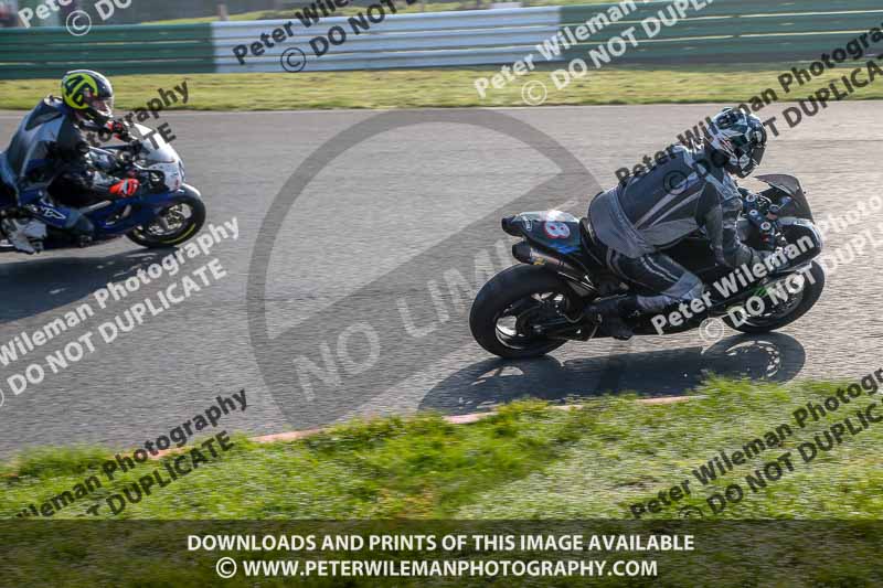 PJM Wedding Photography;enduro digital images;event digital images;eventdigitalimages;mallory park;mallory park photographs;mallory park trackday;mallory park trackday photographs;no limits trackdays;peter wileman photography;racing digital images;trackday digital images;trackday photos